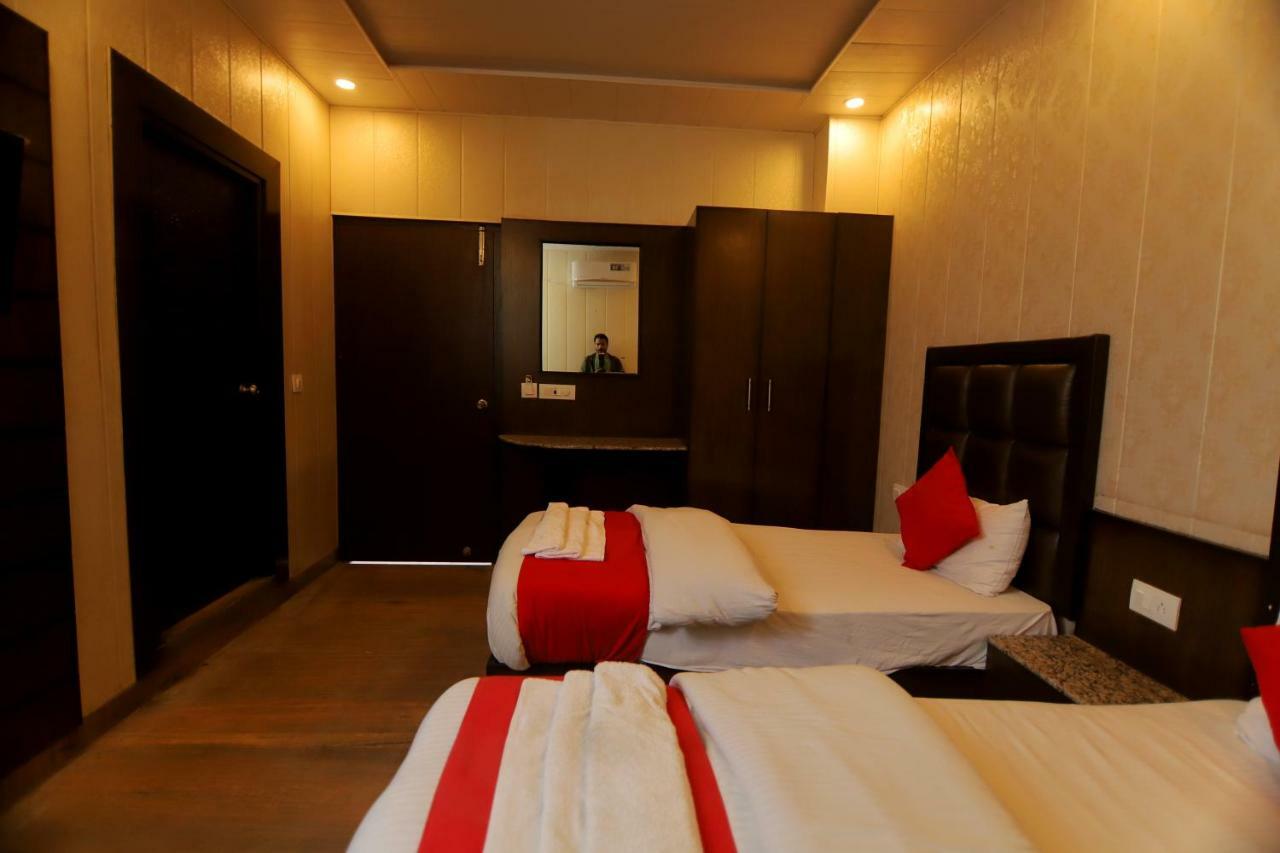 Hotel Sk International Ришикеш Экстерьер фото